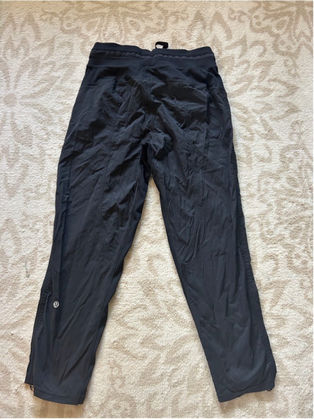 Women's Lululemon Dance Studio Crop Pants Size 4 Black - Picture 9 of 10